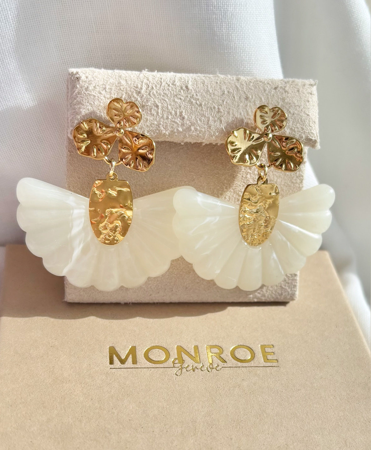*** RUPTURE DE STOCK*** Boucles d'oreilles MANAYA écrues